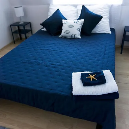 アパートホテル Blue Marina 3*