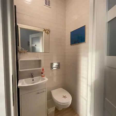 Blue Marina Aparthotel 3*