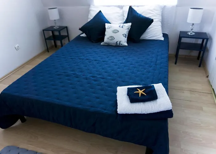 Lägenhetshotell Blue Marina 3*