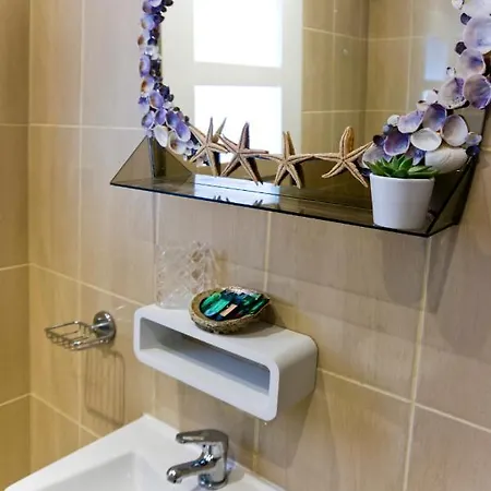 Blue Marina Apartahotel 3*